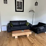 Luxurioes Kernsanierte Altbauwohnung