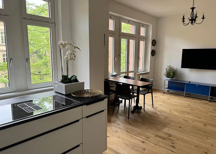 Luxurioes Kernsanierte Altbauwohnung